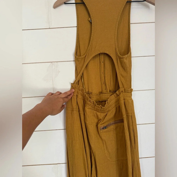 Free People Movement Caught My Tempo Jumpsuit Open back wide leg S - Picture 5 of 10